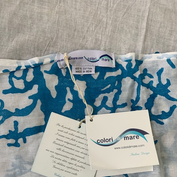 *NWT* Italian Blue Coral Lightweight Scarf - Picture 4 of 4